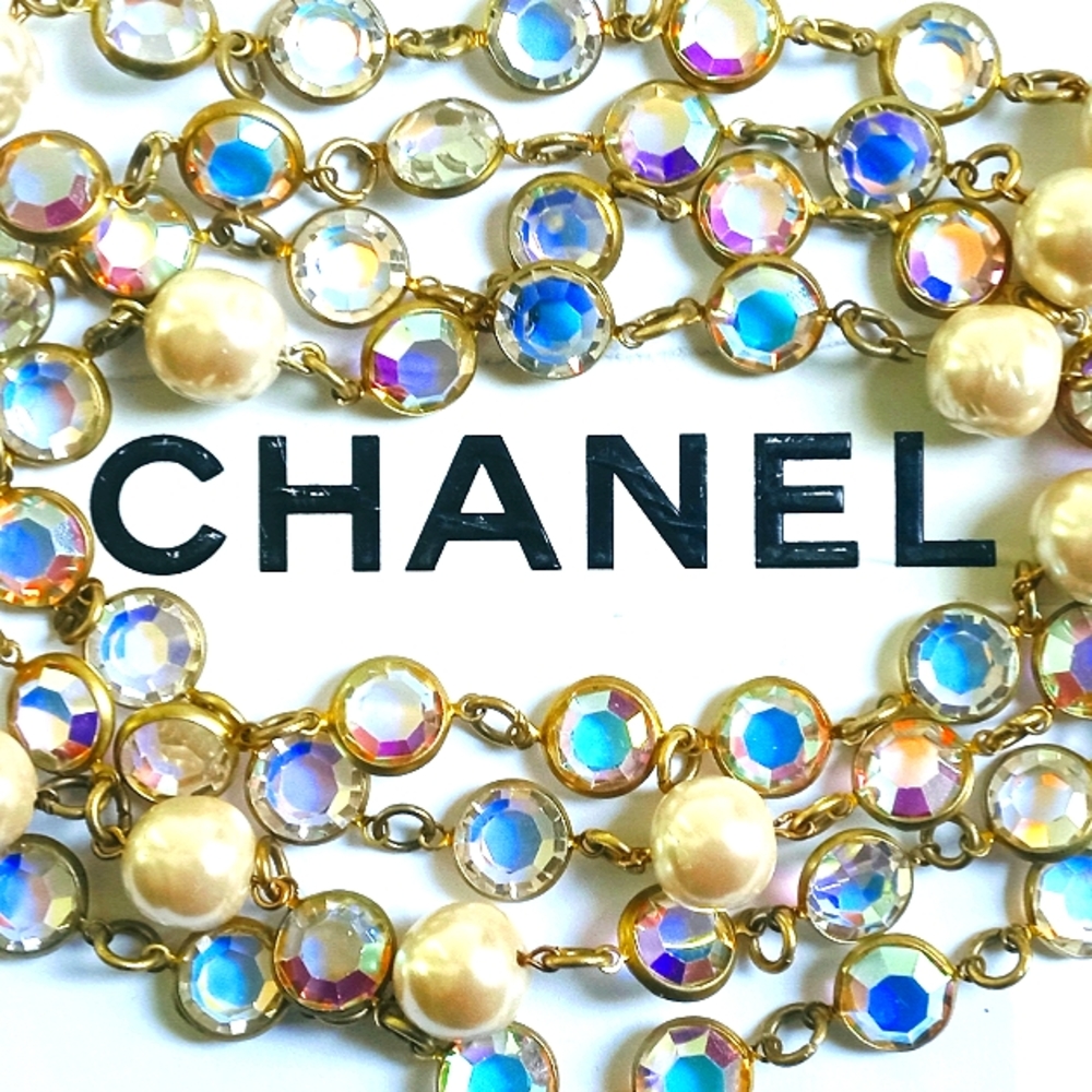 Limited Ed 1981 Chanel Bezel Crystal Pearl Sautoir Necklace Aurora Borealis RARE